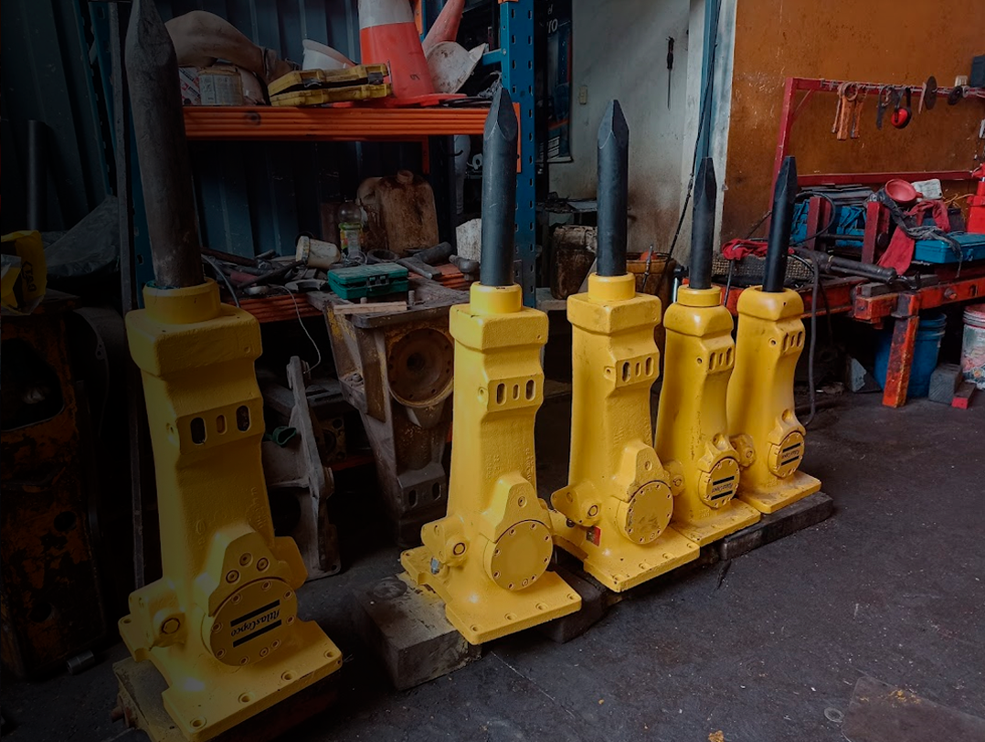 Mantenimiento – Reparacion de Martillos Hidraulicos